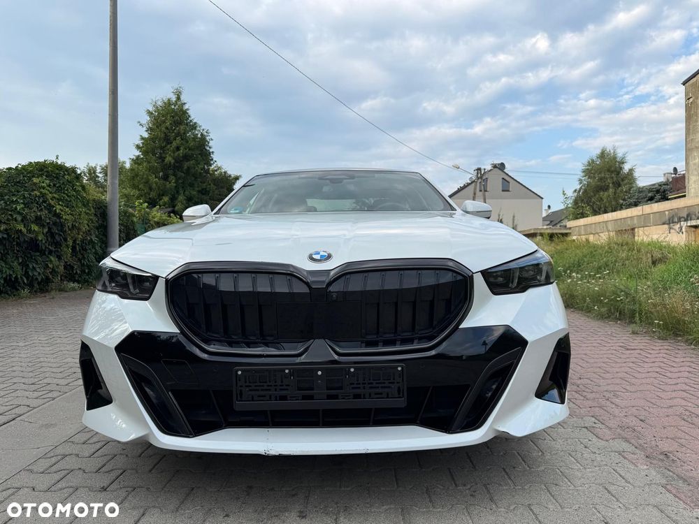 BMW Seria 5 520d xDrive mHEV M Sport - 5