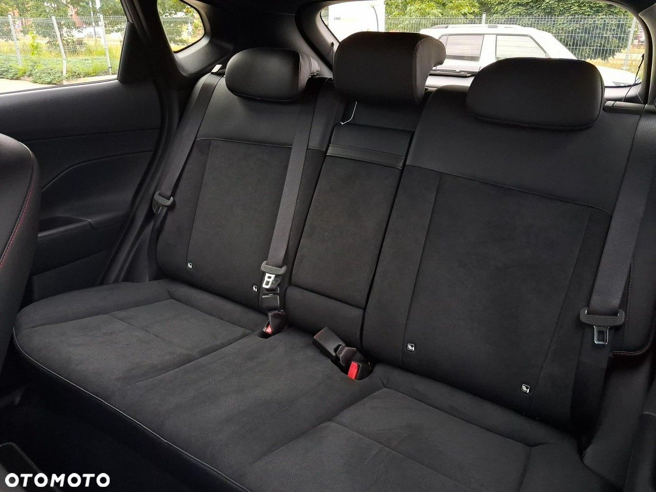 Hyundai Kona - 23