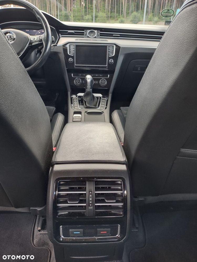 Volkswagen Passat 1.8 TSI BMT Highline DSG - 11