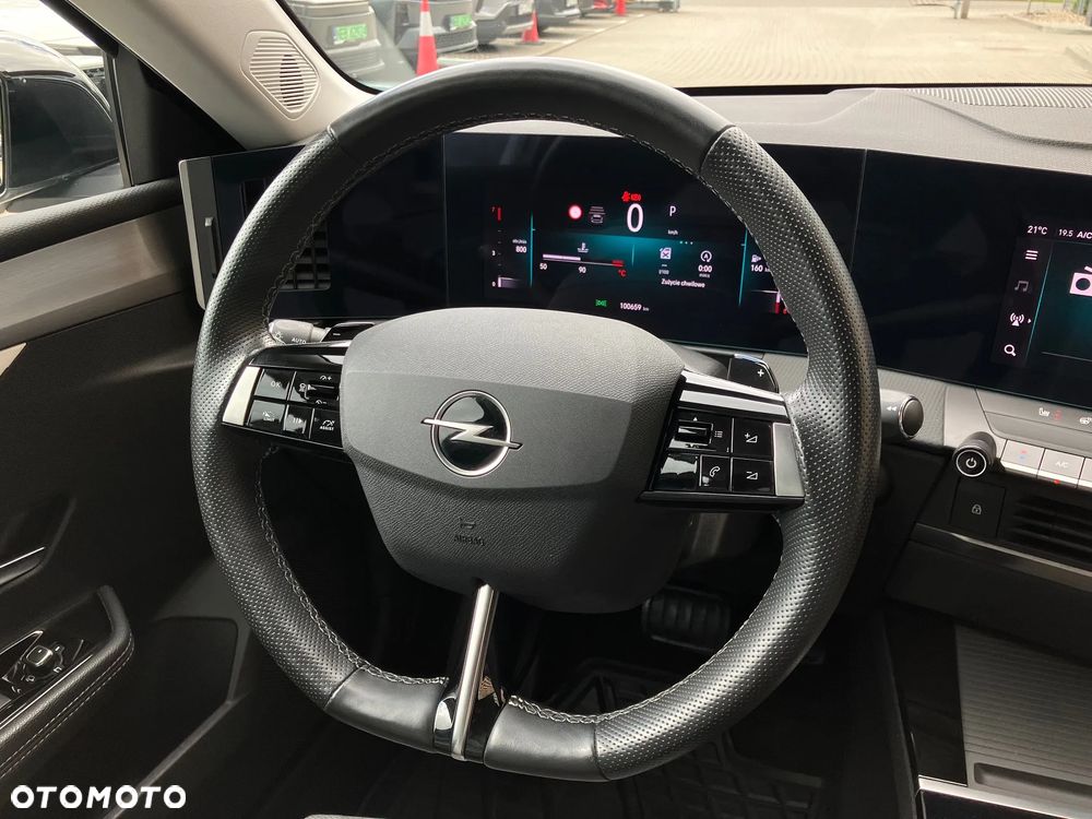 Opel Astra 1.2 T Elegance S&S - 22