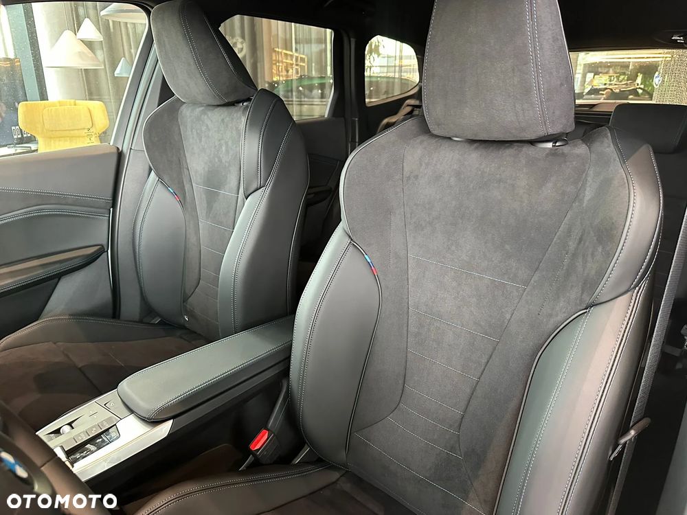 BMW X1 sDrive18i xLine - 16