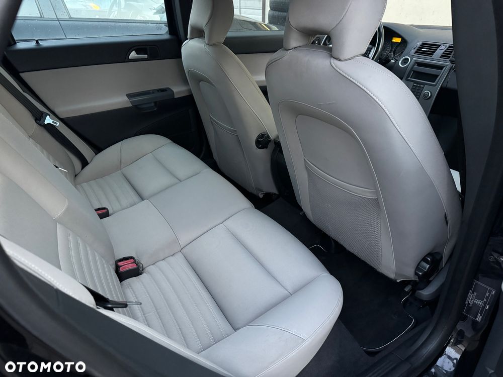 Volvo S40 1.6 Kinetic - 10