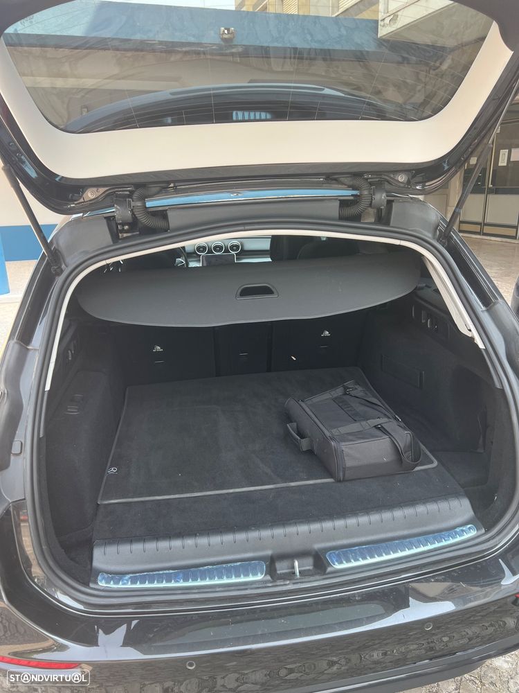 Mercedes-Benz C 300 e T 9G-TRONIC Avantgarde — fotografia 12