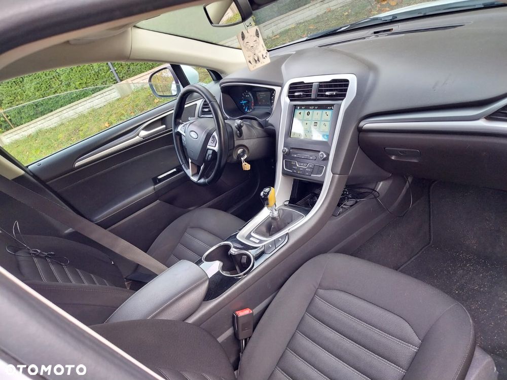 Ford Mondeo 1.5 TDCi ECOnetic Start-Stopp Titanium - 24