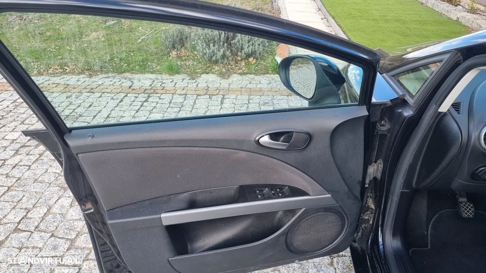 SEAT Leon 1.6 TDI DPF Ecomotive Style Copa - 20