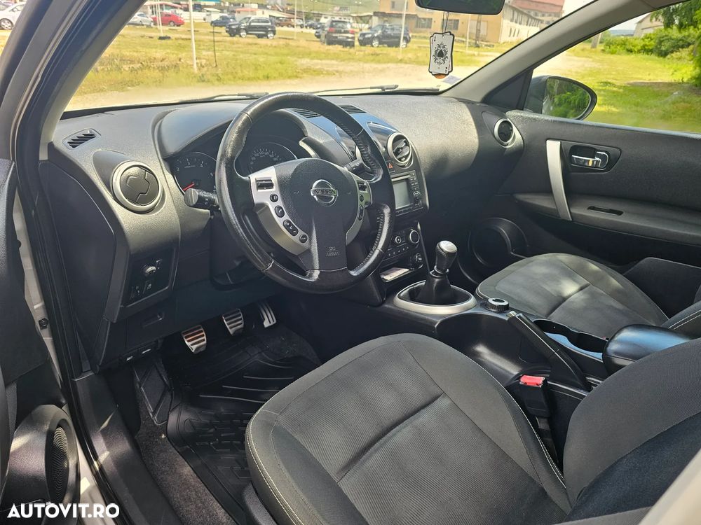 Nissan Qashqai 1.6 DCI ALL-MODE 4x4i ACENTA - 4
