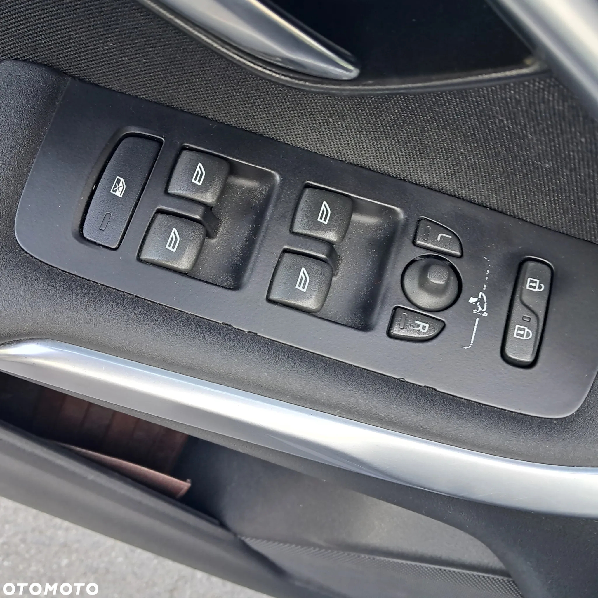 Volvo V40 D2 - 13