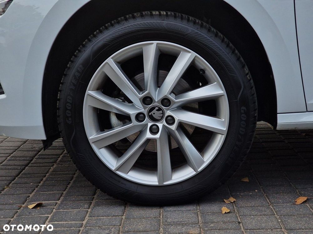 Skoda Kamiq 1.0 TSI Selection DSG - 11