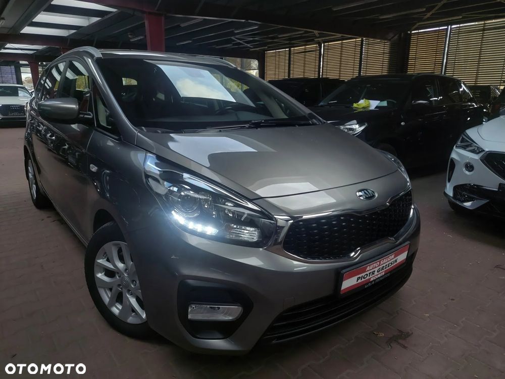 Kia Carens 1.6 GDI L - 29
