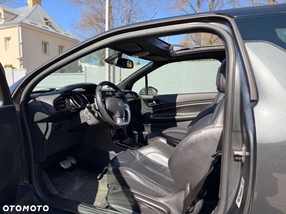 Citroën DS3 e-HDi 90 FAP ETG6 SoChic - 15