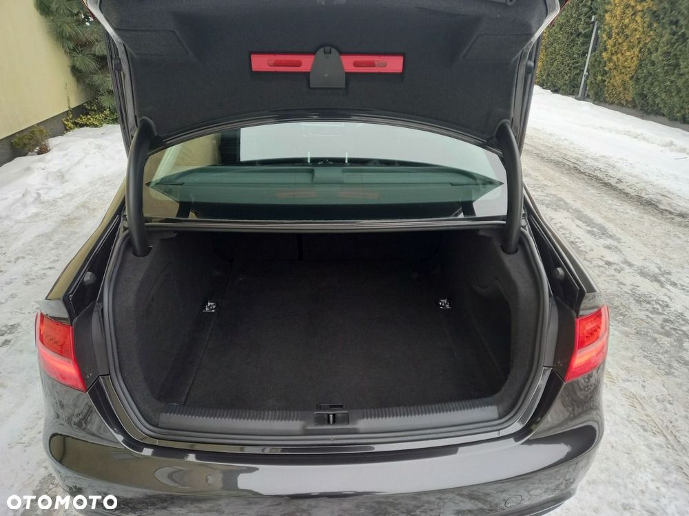 Audi A4 Limousine 2.0 TDI DPF Attraction - 18