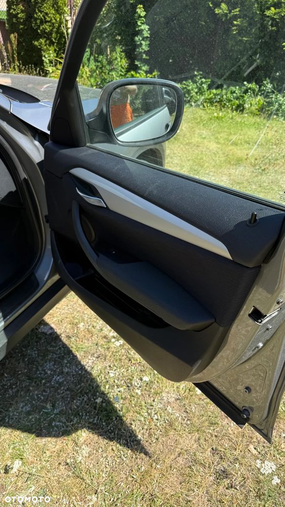 BMW X1 sDrive18d - 14
