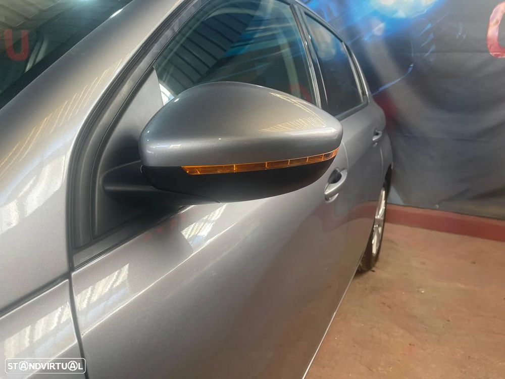 Peugeot 308 1.2 PureTech Style - 24