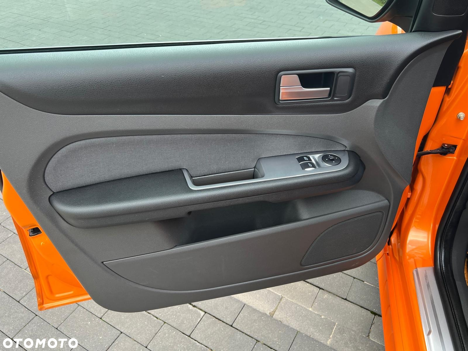 Ford Focus 2.5 ST - 12