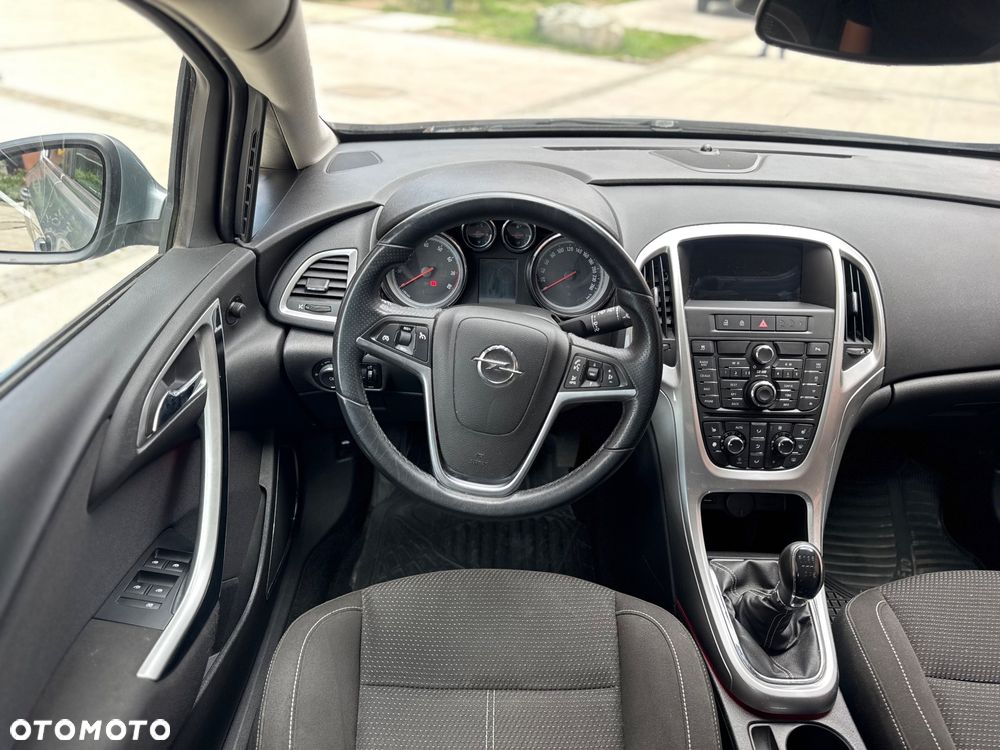 Opel Astra 1.4 T Enjoy - 14