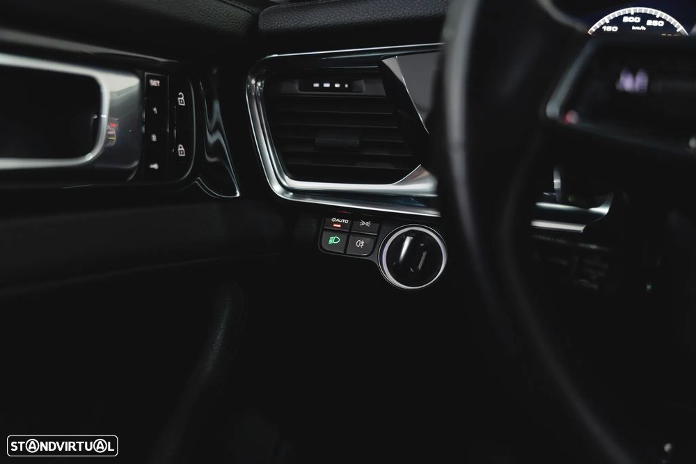 Porsche Panamera Sport Turismo 4 E-Hybrid Platinum Edition PDLS - 23