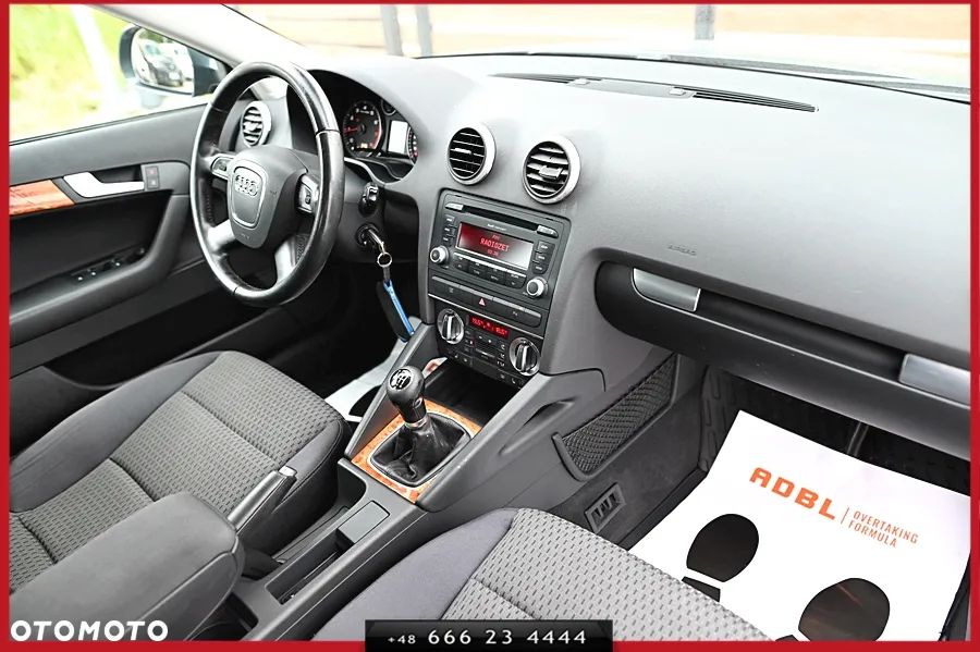 Audi A3 Sportback 1.8 TFSI Ambition - 17