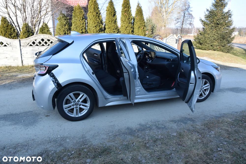 Toyota Corolla 1.8 Business Edition - 19