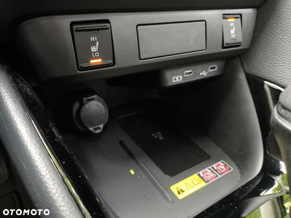 Toyota Yaris Hybrid 1.5 Style - 25