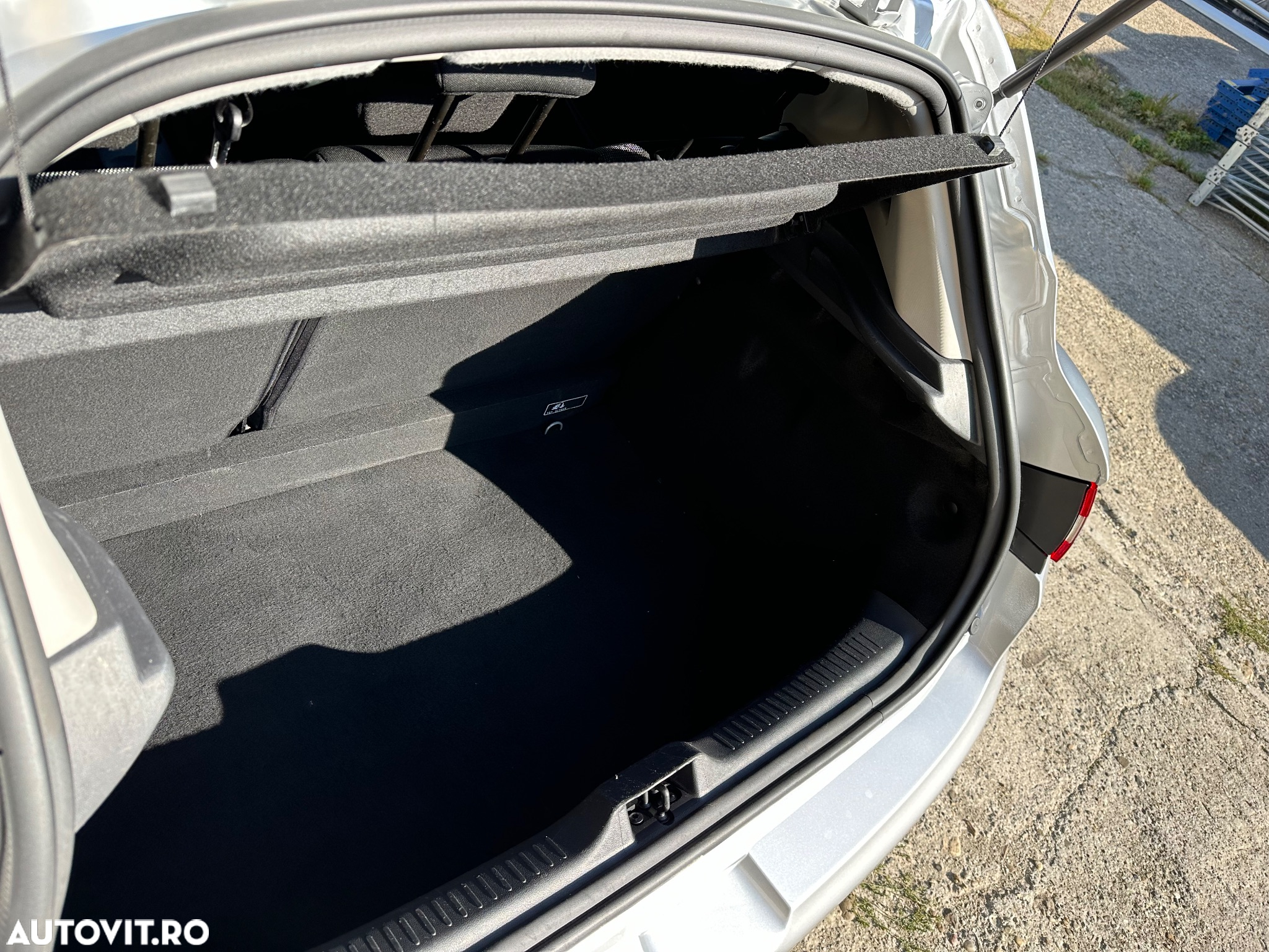 Renault Clio (Energy) dCi 90 Start & Stop LIMITED - 13