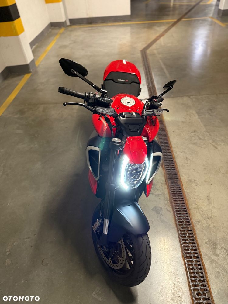 Ducati Diavel - 11