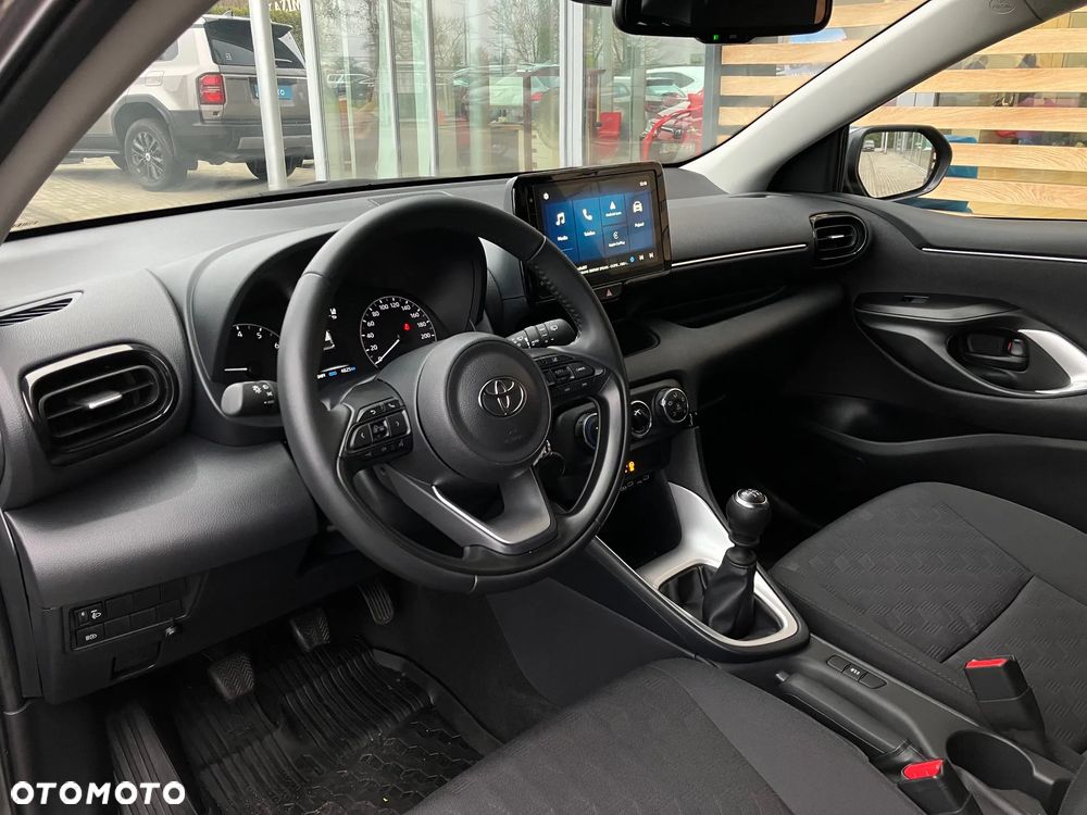 Toyota Yaris 1.5 Comfort - 25