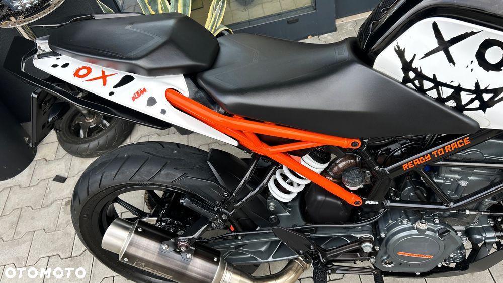 KTM Duke 125 - 34