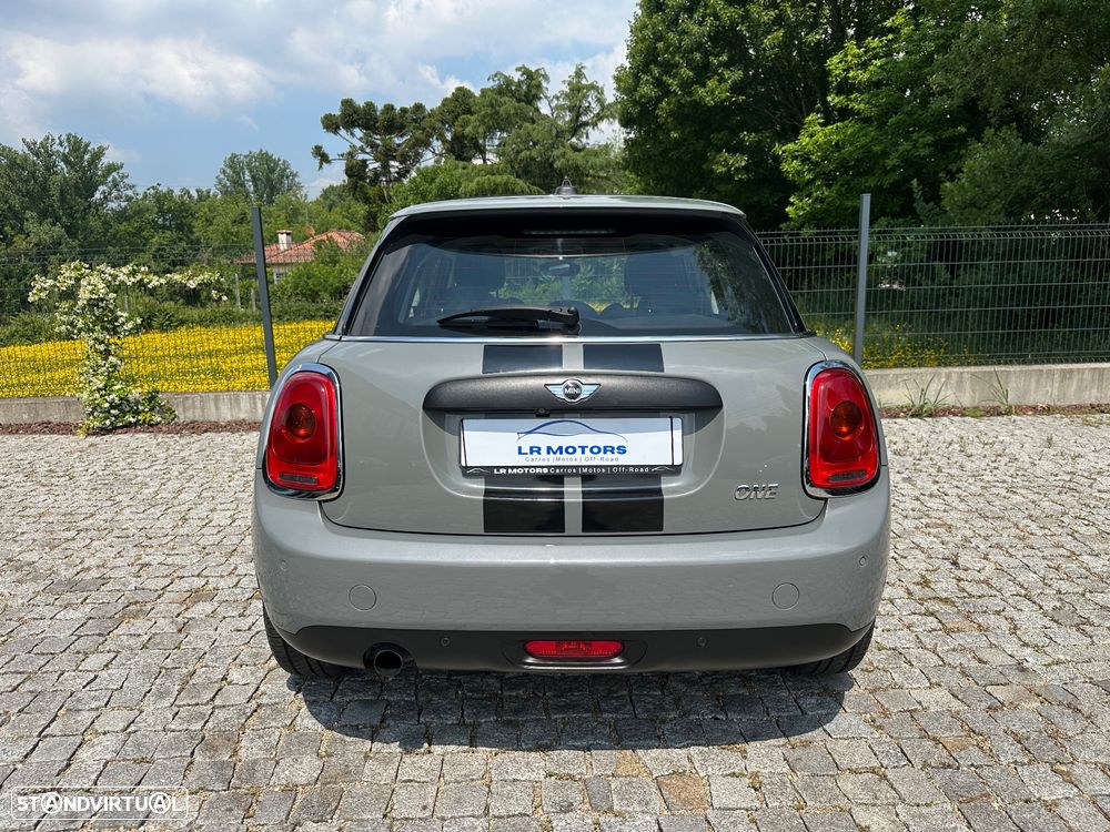 MINI 5 Portas One Aut. - 4