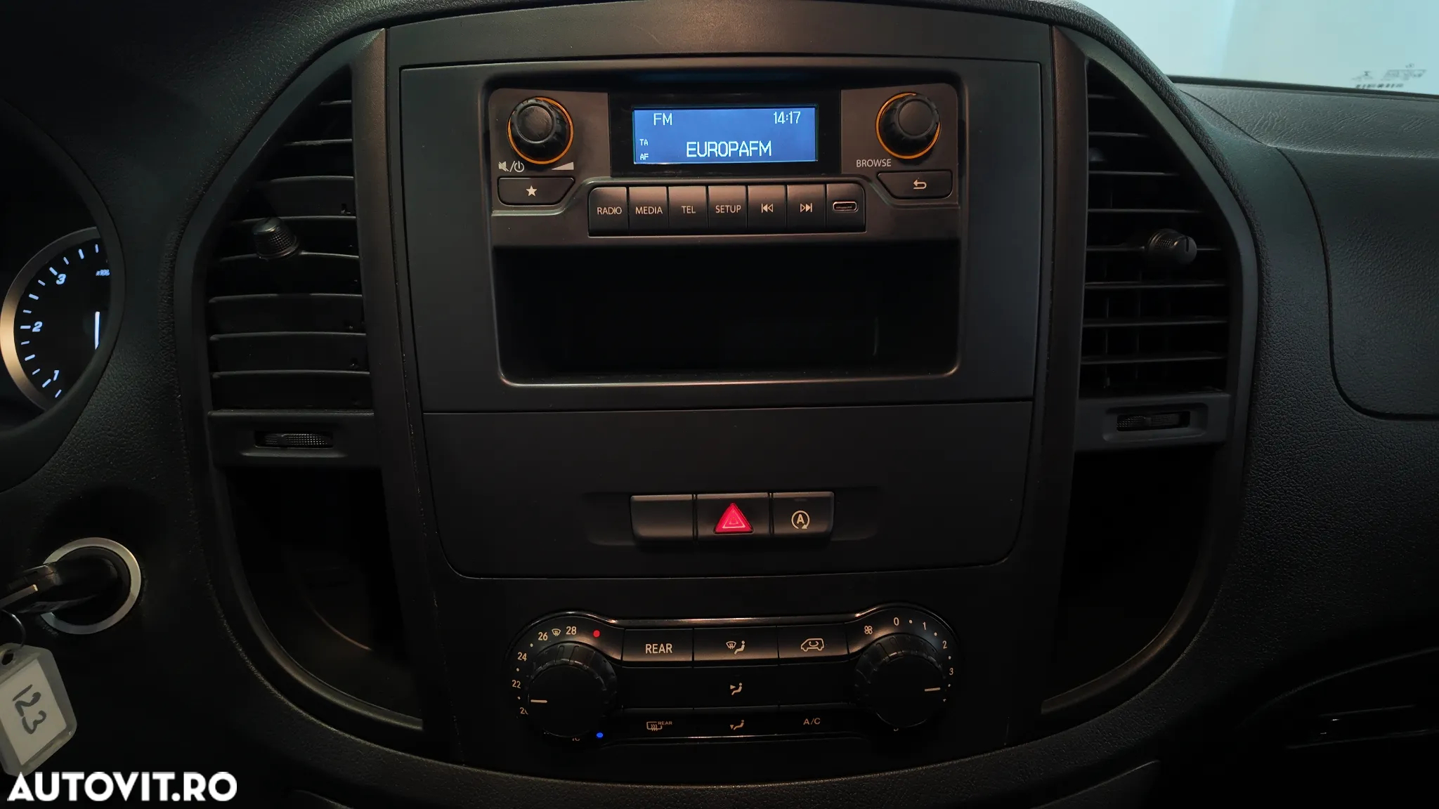Mercedes-Benz Vito 110 CDI Mixto Extralang HA PRO - 28