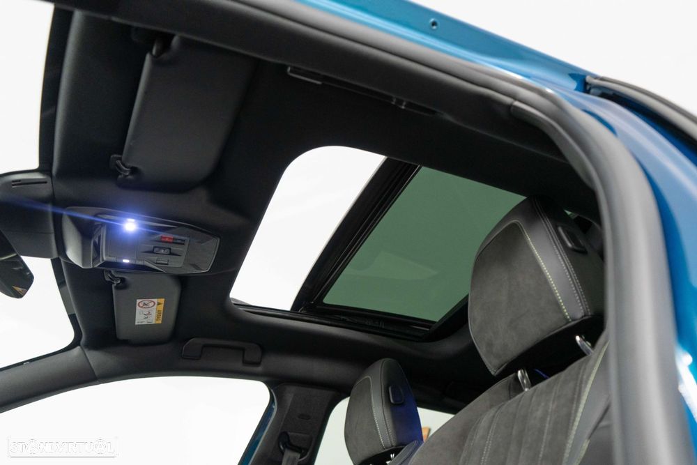 Peugeot 408 1.6 Hybrid GT e-EAT8 - 24