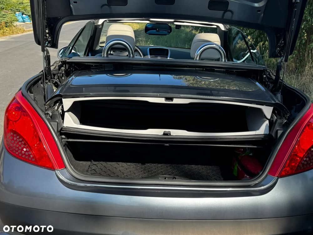Peugeot 207 CC - 36
