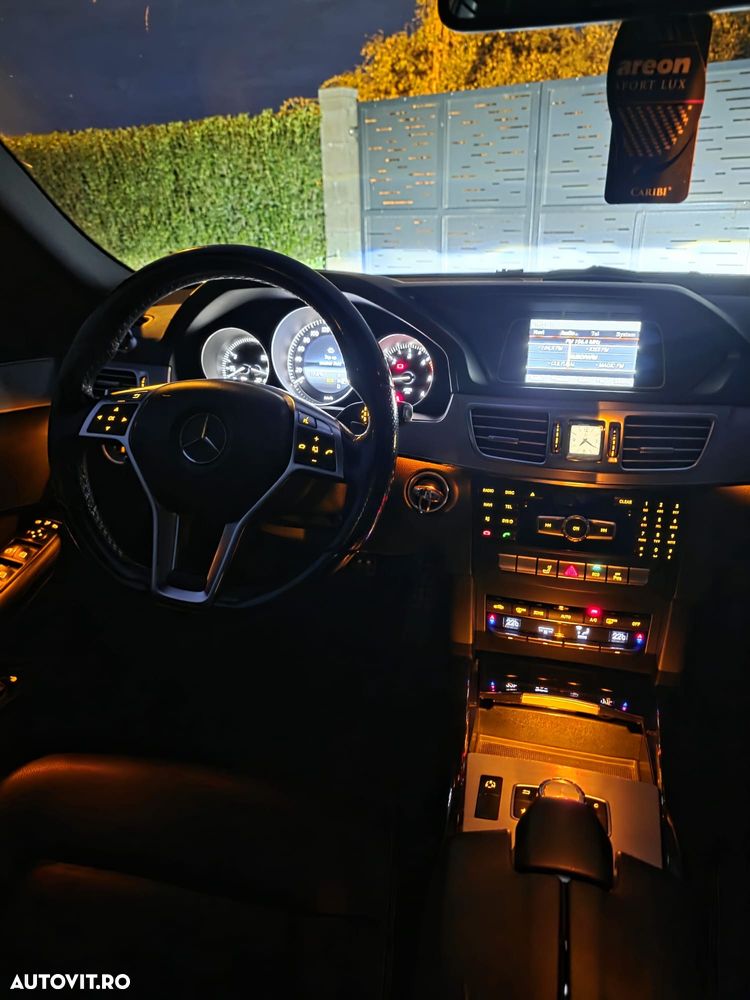 Mercedes-Benz E - 11