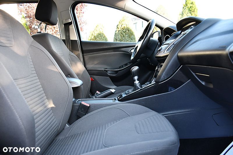Ford Focus 2.0 TDCi Titanium ASS - 7