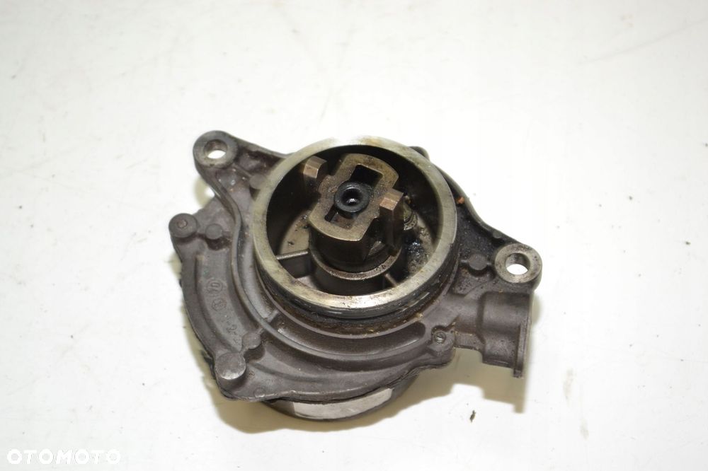 POMPA VACUM BMW E61 E60 525D 7791232 2.5 177KM 04-10 PODCIŚNIENIA - 1