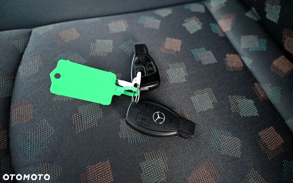 Mercedes-Benz Vito - 29