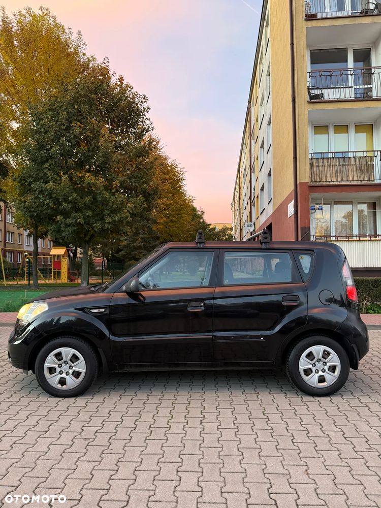 Kia Soul 1.6 CRDi M - 10