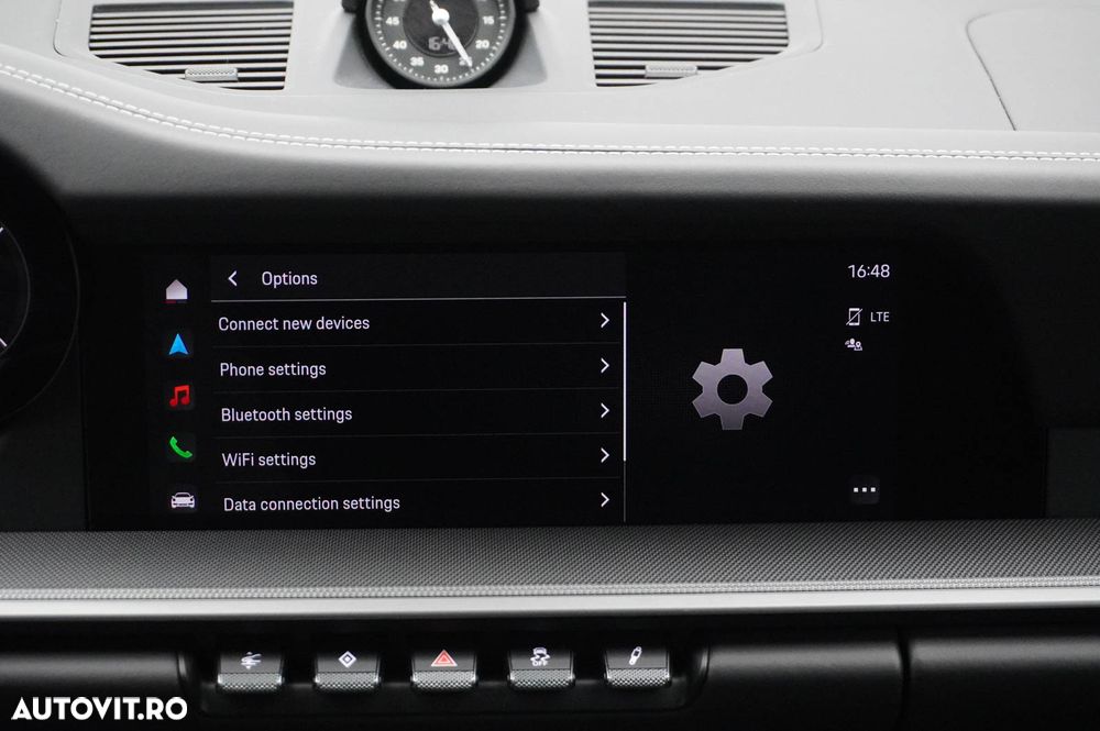 Porsche 911 Carrera 4 PDK - 39