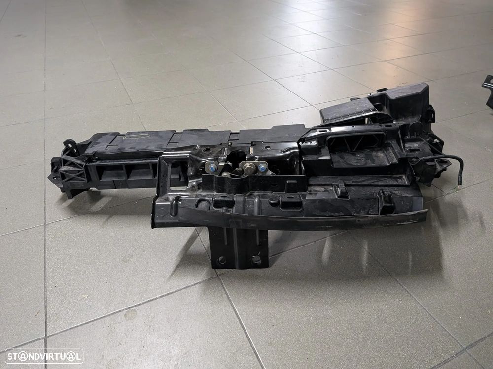 Peças Originais Peugeot 308 III (P5) – Faróis LED, Capot, Radiador - 2