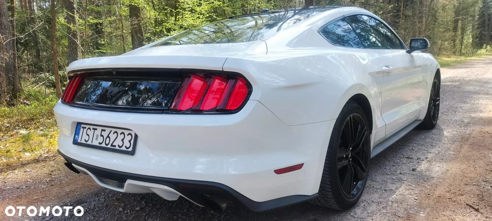 Ford Mustang 2.3 Eco Boost - 7