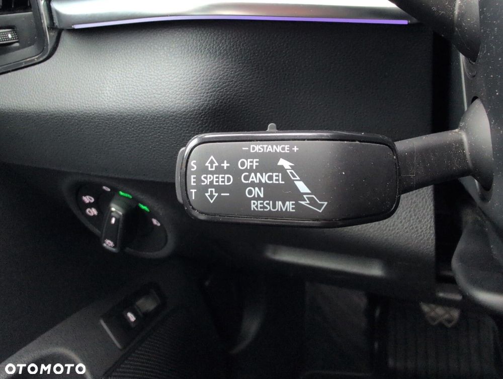 Skoda Karoq 1.5 TSI ACT 4x2 Style - 25