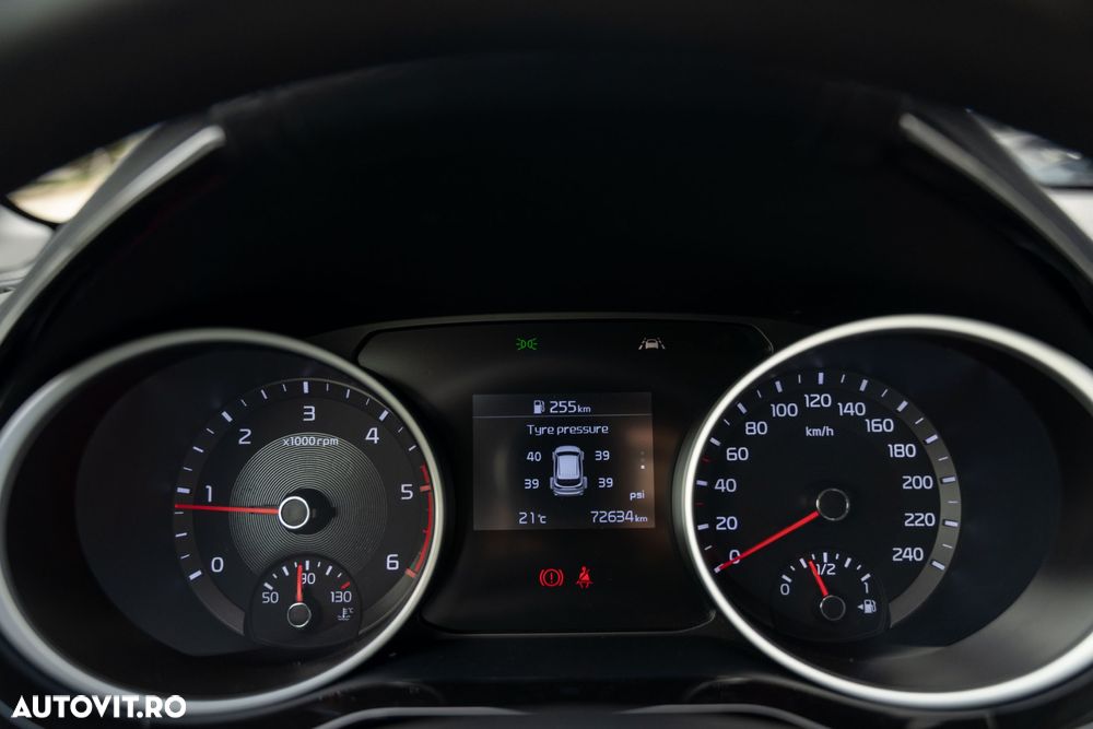 Kia Ceed 1.6 CRDi GT Line - 32