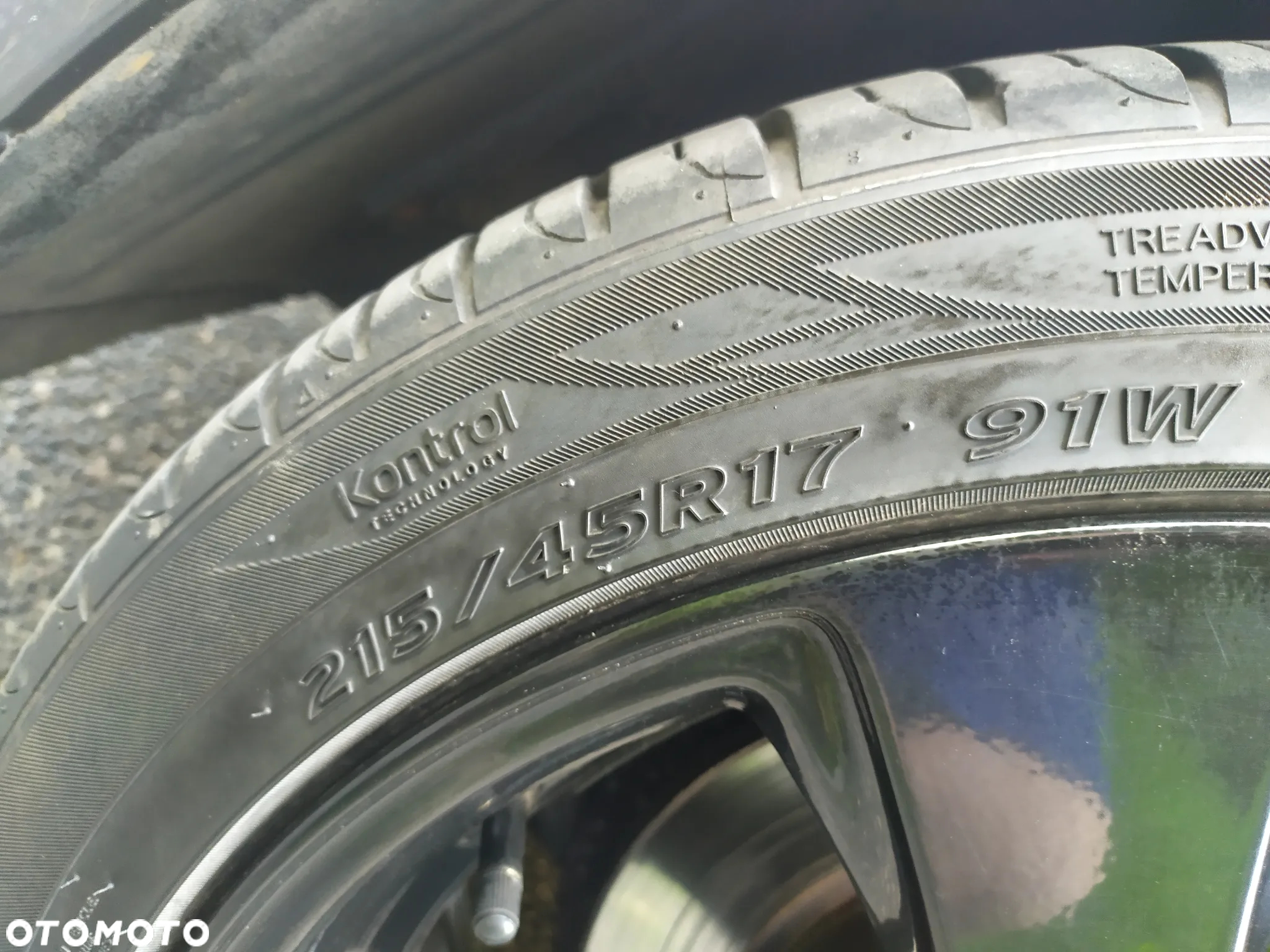 BMW Seria 3 320i - 30