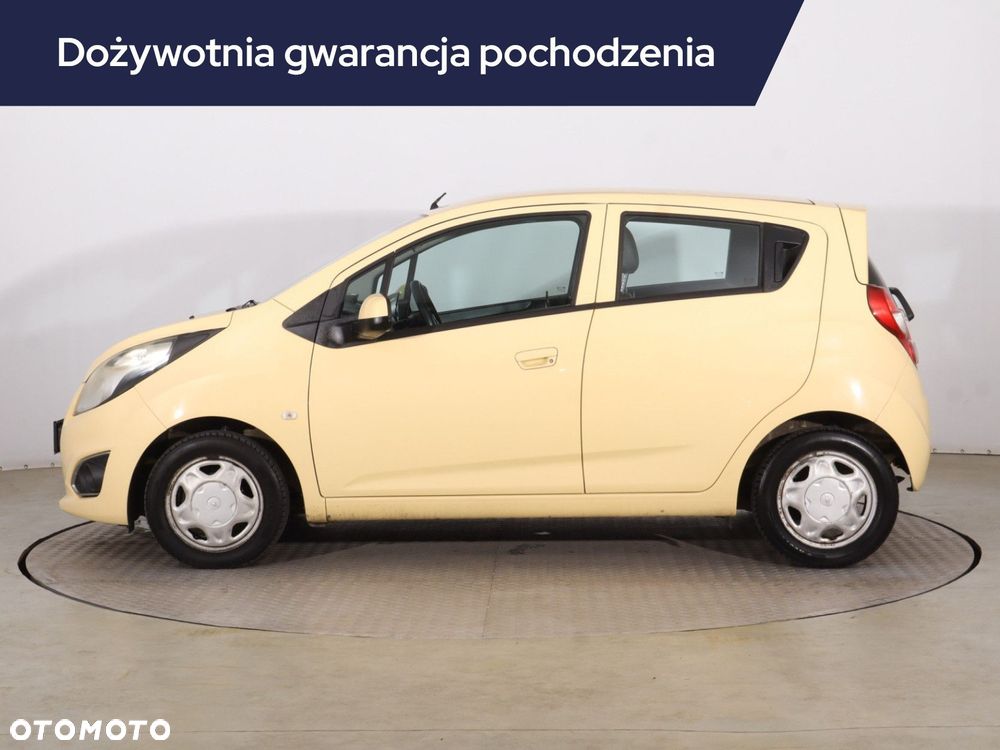 Chevrolet Spark - 4