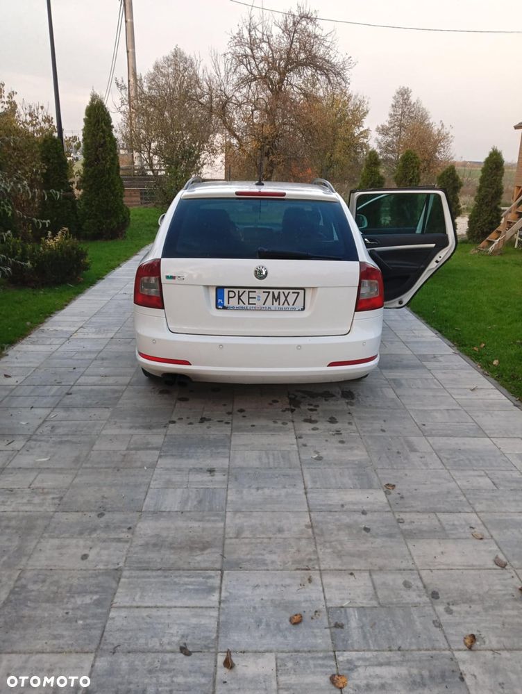 Skoda Octavia 2.0 TDI DPF RS - 2