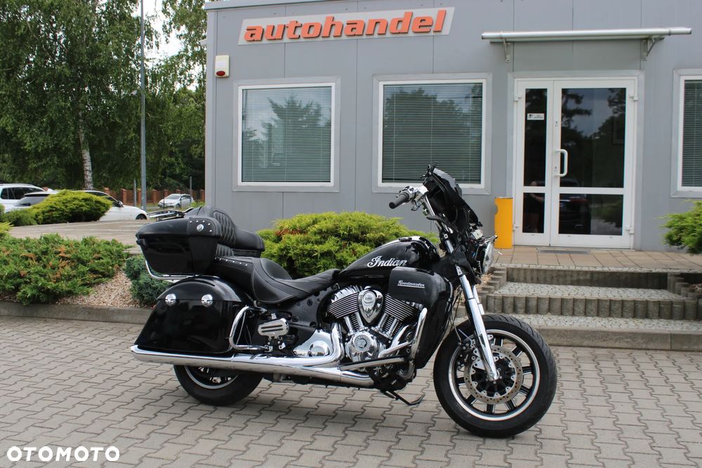 Indian Roadmaster - 1