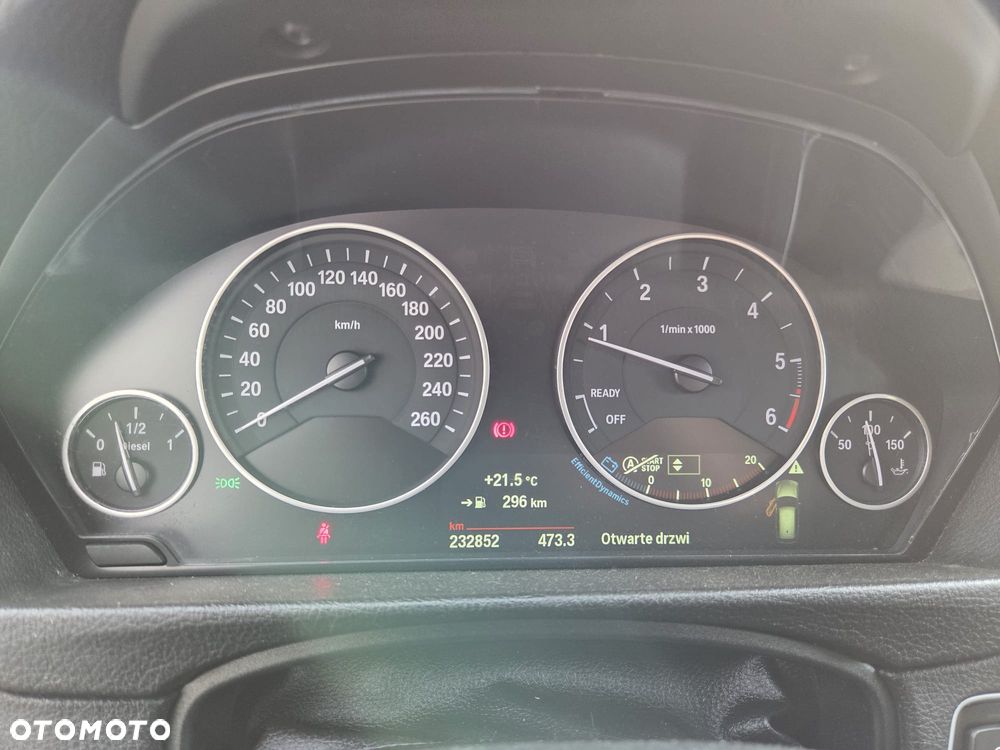 BMW Seria 3 318d - 14