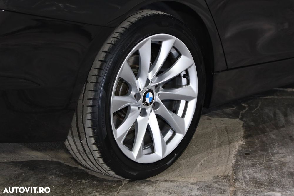 BMW Seria 3 320d DPF Aut. - 34