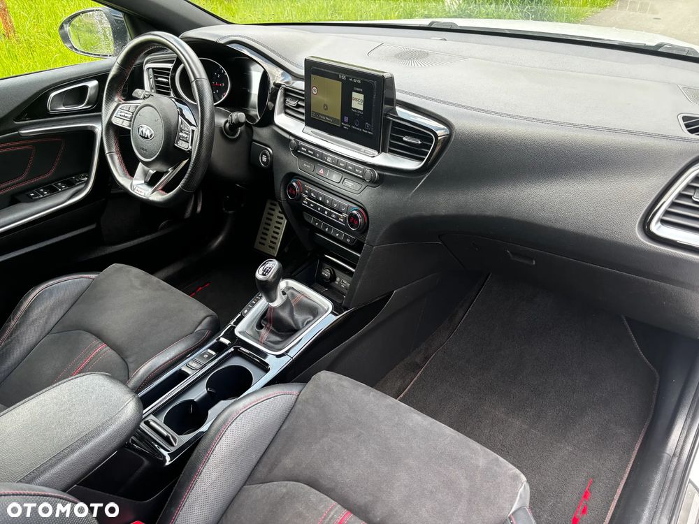 Kia Ceed 1.6 T-GDI GT XL - 17