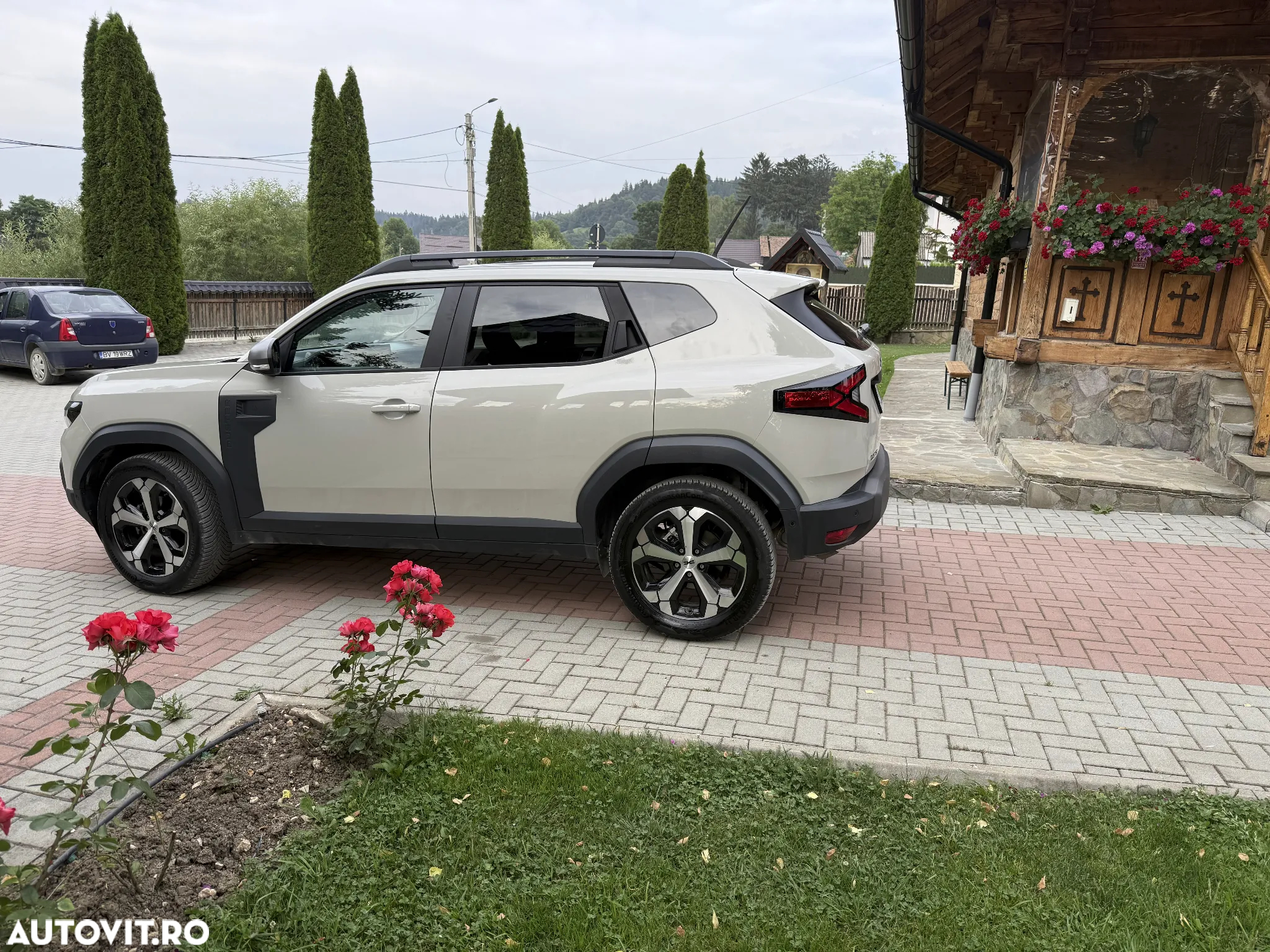 Dacia Duster TCe 130 4X4 MHEV Journey - 3