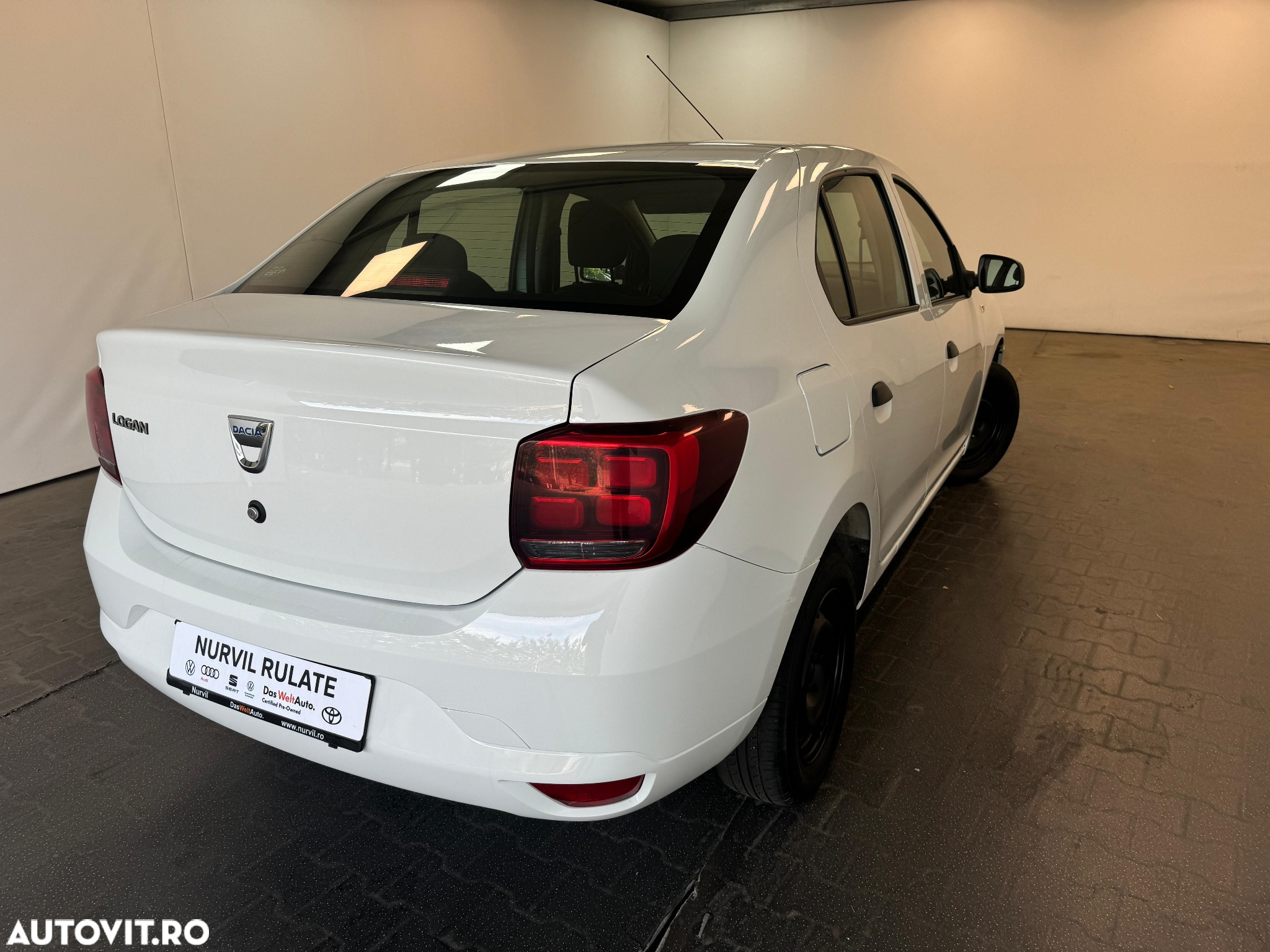 Dacia Logan 1.0 SCe SL PLUS - 18